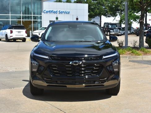 New 2026 Chevrolet Trax ACTIV w/ Driver Confidence Package FWD image 2