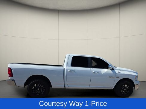 Used 2017 RAM 1500 Big Horn RWD image 11