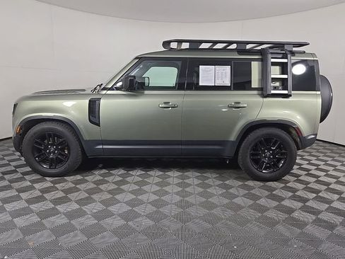 Used 2024 Land Rover Defender 110 S image 8