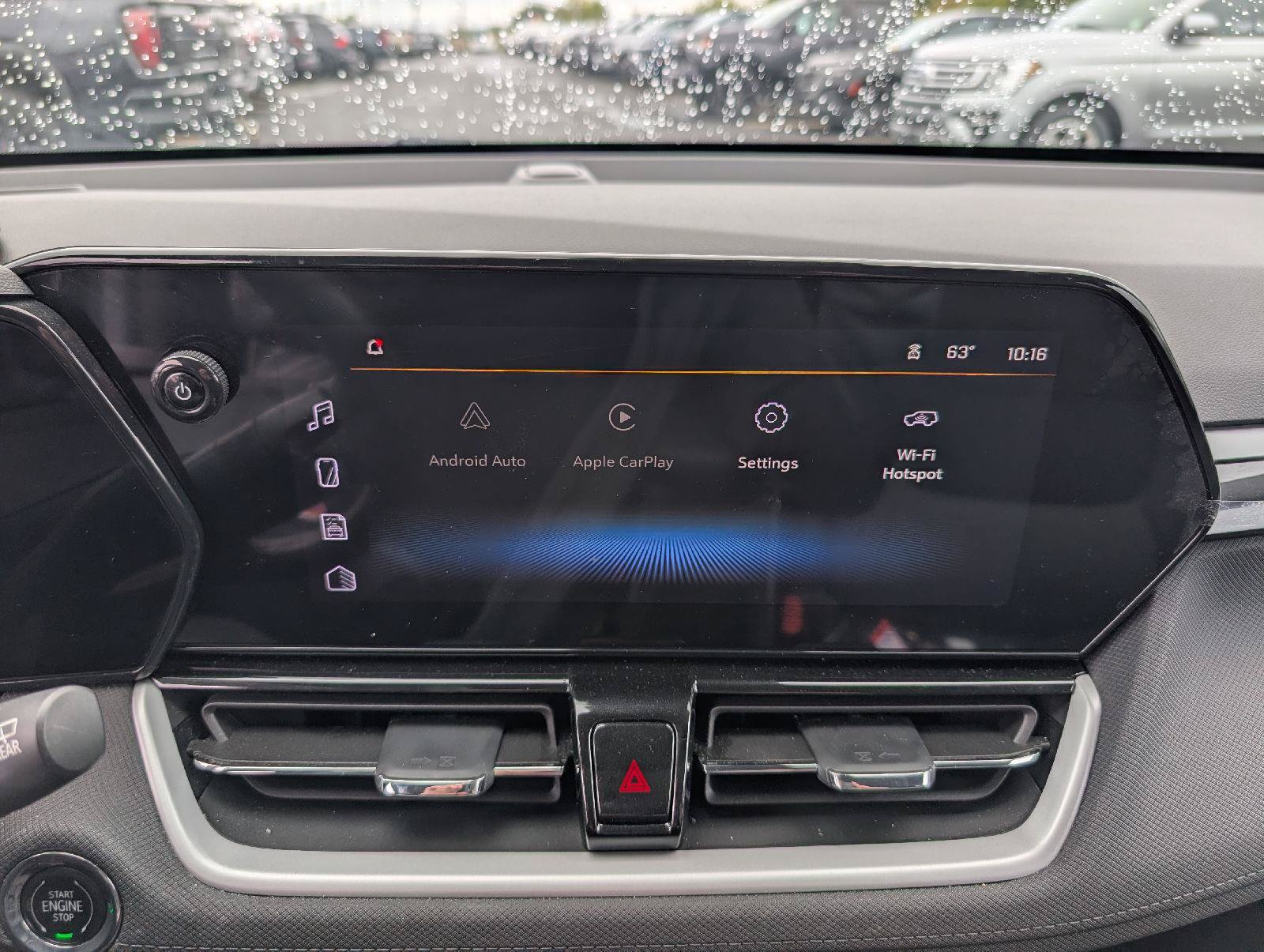 Used 2024 Chevrolet TrailBlazer LT w/ LT Cold Weather Package AWD/4WD image 12