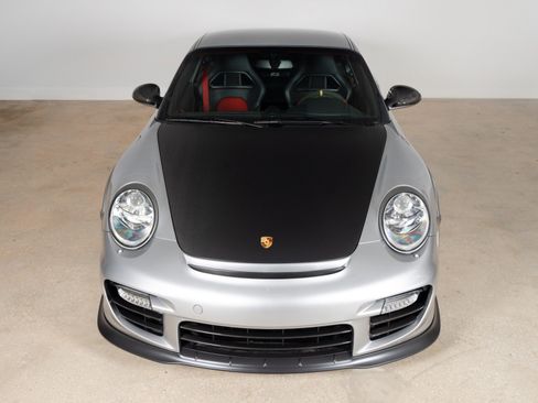 Used 2011 Porsche 911 GT2 RS image 4