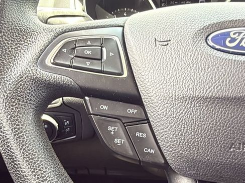 Used 2017 Ford Focus SE FWD image 27