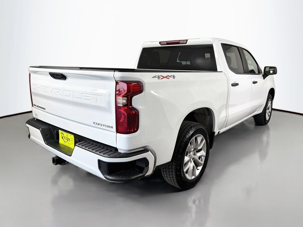 Used 2022 Chevrolet Silverado 1500 Custom AWD/4WD image 6