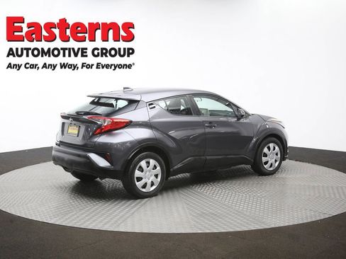 Used 2020 Toyota C-HR LE image 41