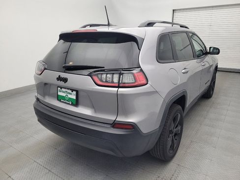 Used 2021 Jeep Cherokee Latitude Plus FWD image 9