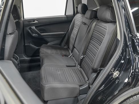 Used 2022 Volkswagen Tiguan S image 27