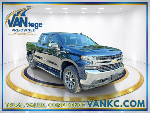 Certified 2021 Chevrolet Silverado 1500 LT w/ Bed Protection Package AWD/4WD image 3