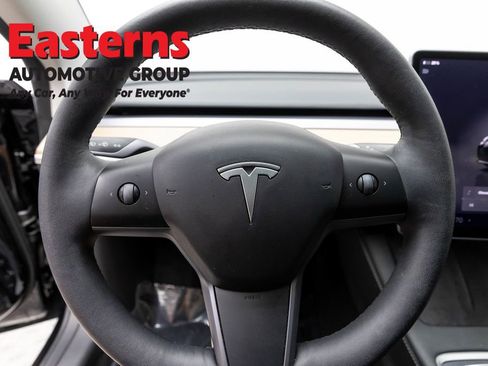 Used 2023 Tesla Model 3 Standard Range RWD image 10