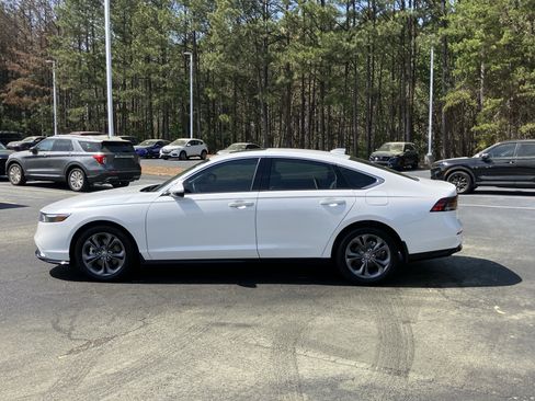 Certified 2025 Honda Accord EX-L image 7