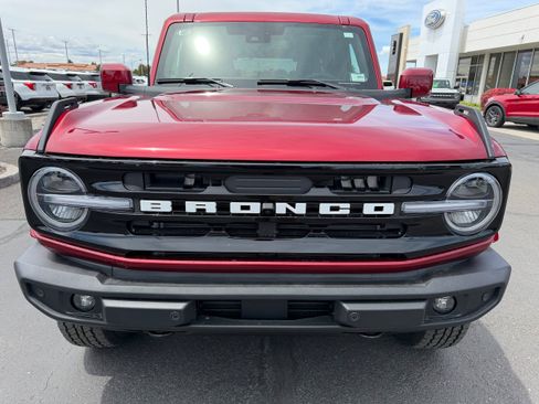 New 2026 Ford Bronco Outer Banks AWD/4WD image 9