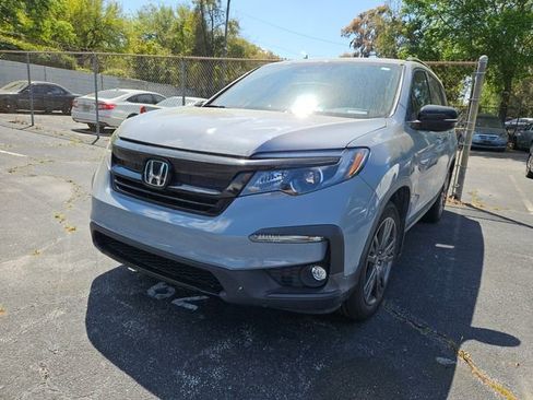 Certified 2022 Honda Pilot Sport image 2