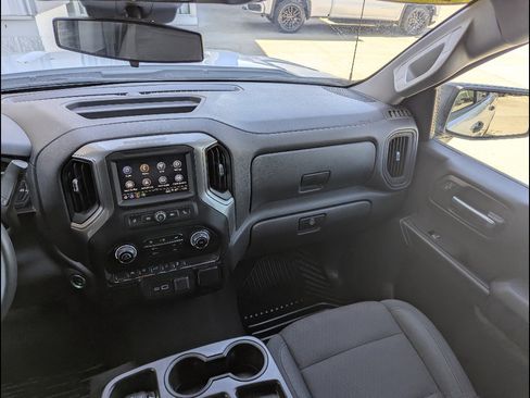 Used 2025 Chevrolet Silverado 1500 Custom image 26