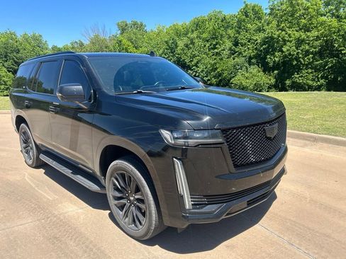 Used 2021 Cadillac Escalade Sport Platinum w/ Heavy-Duty Trailer Package AWD/4WD image 7