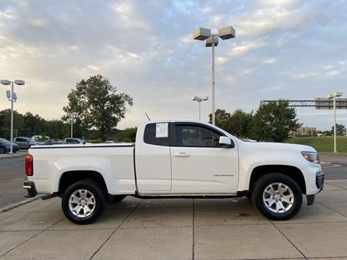Used 2022 Chevrolet Colorado LT w/ Fleet Safety Package RWD image 13