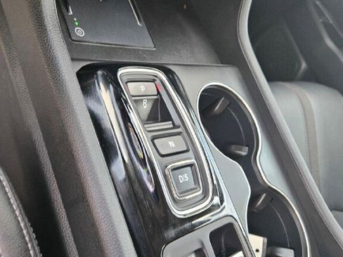 Certified 2025 Honda Pilot EX-L image 17