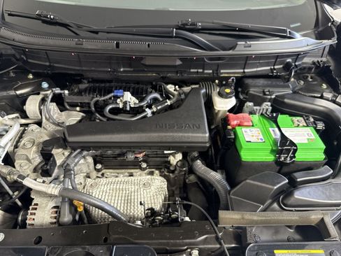 Used 2020 Nissan Rogue S FWD image 25