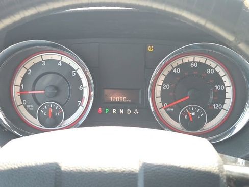 Used 2016 Dodge Grand Caravan SE image 37