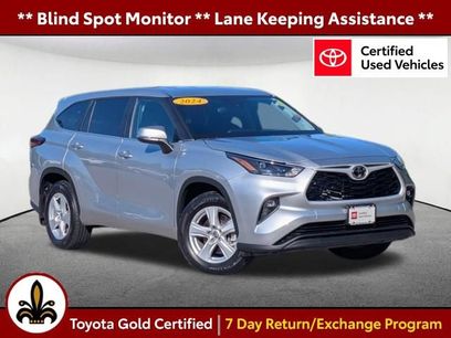 Used 2024 Toyota Highlander LE