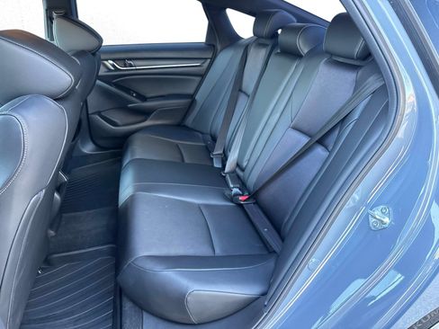 Used 2022 Honda Accord Sport image 12
