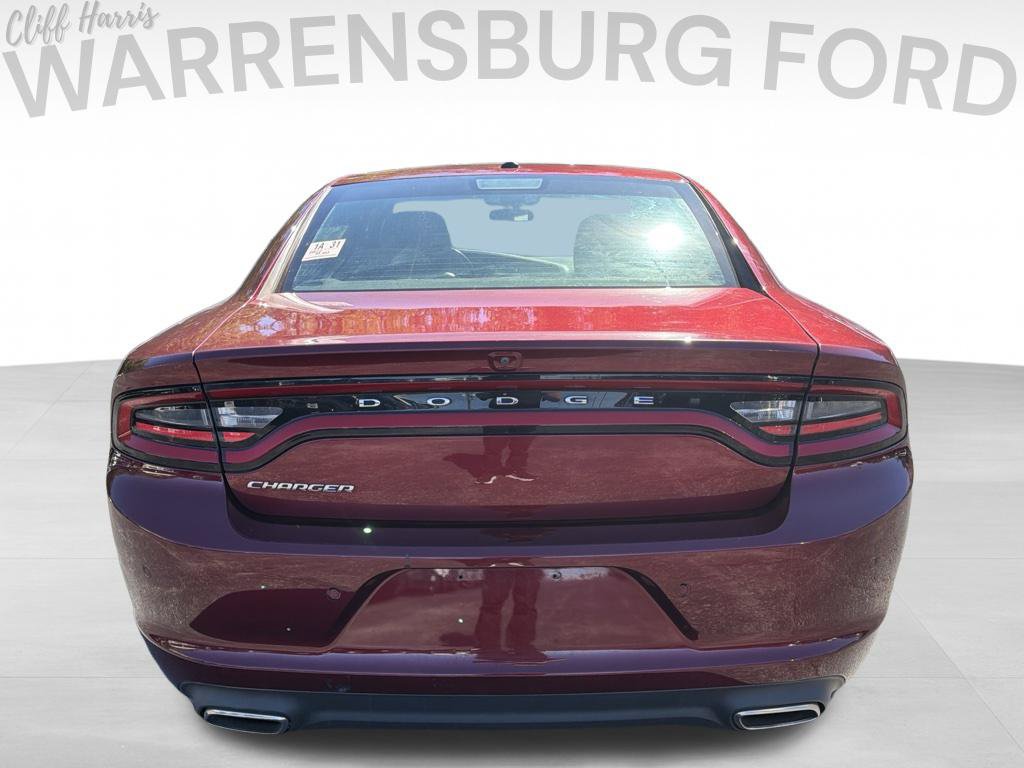 Used 2022 Dodge Charger SXT RWD image 6