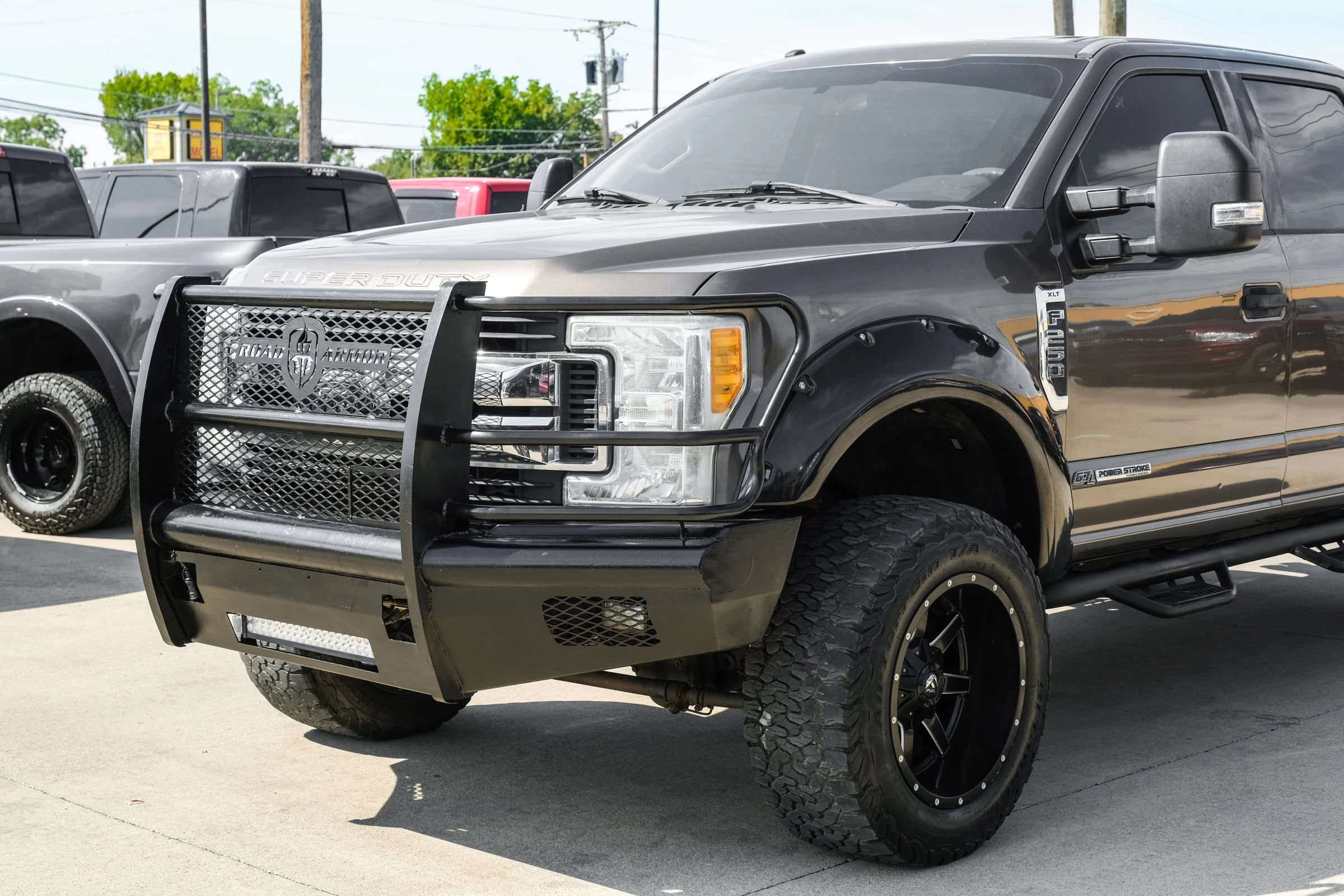 Used 2017 Ford F250 XLT w/ XLT Value Package AWD/4WD image 16