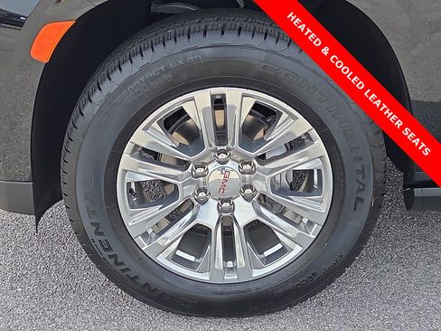 Used 2024 GMC Yukon Denali image 7