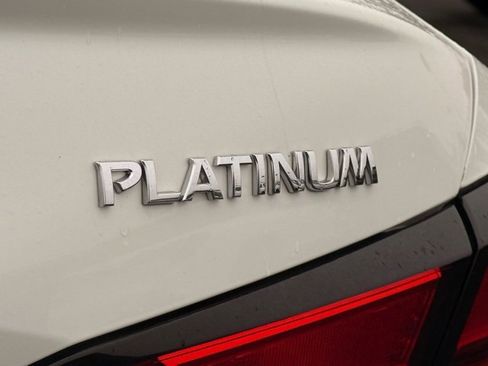 Certified 2021 Nissan Altima 2.5 Platinum image 20