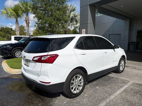 Used 2020 Chevrolet Equinox LT FWD image 3