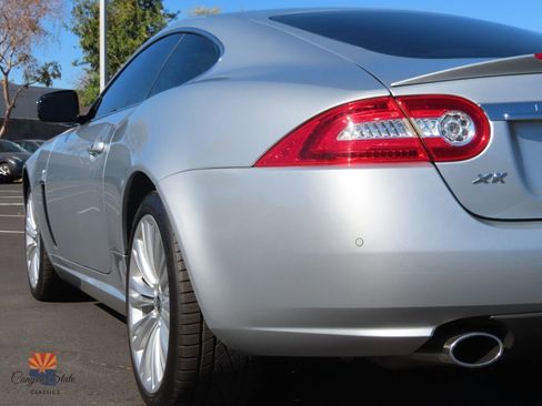 Used 2010 Jaguar XK Coupe image 25