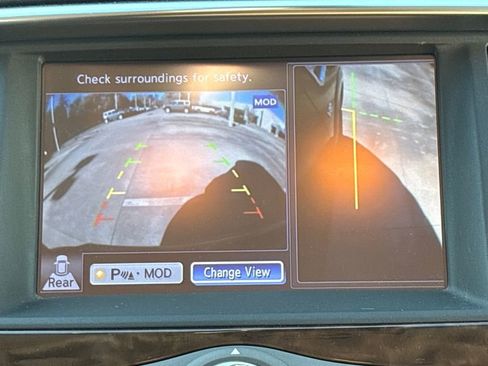 Used 2017 Nissan Armada Platinum w/ Captain Seat Package image 28