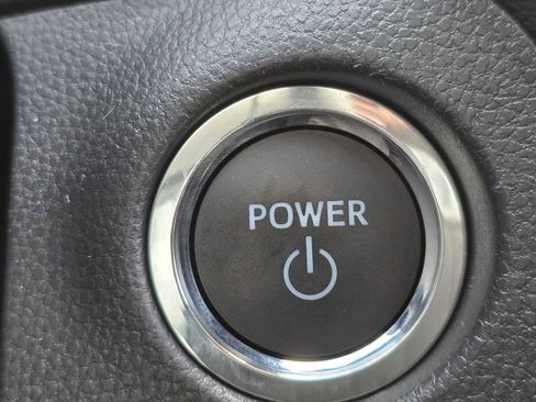 Certified 2025 Toyota RAV4 XLE image 33