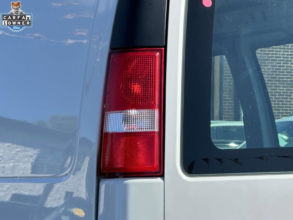 Used 2025 GMC Savana 2500 w/ Driver Convenience Package RWD image 9