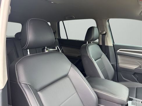 Used 2022 Volkswagen Atlas SE image 15