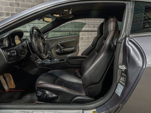 Used 2018 Maserati GranTurismo Sport RWD image 33