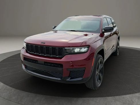 Used 2021 Jeep Grand Cherokee L Laredo AWD/4WD image 3
