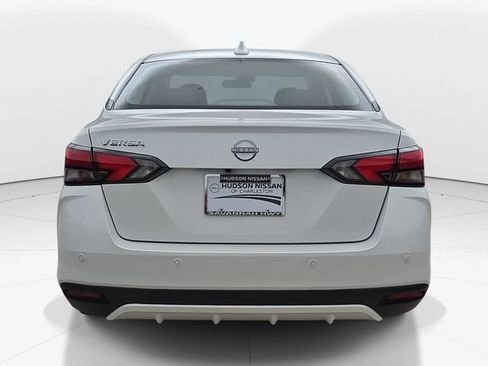 Used 2025 Nissan Versa SV w/ Trunk Package FWD image 7