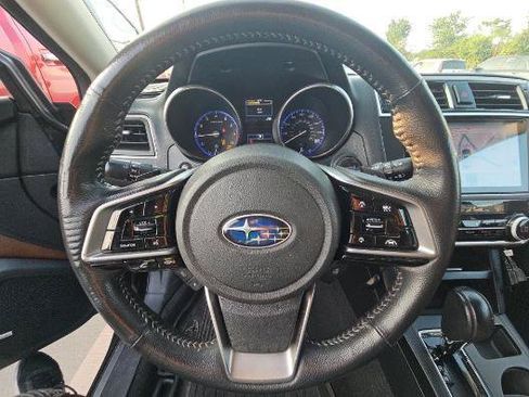 Used 2018 Subaru Outback 3.6R Touring AWD/4WD image 13