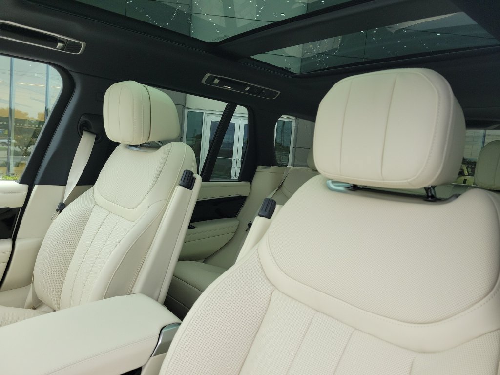 New 2027 Land Rover Range Rover SE AWD/4WD image 26