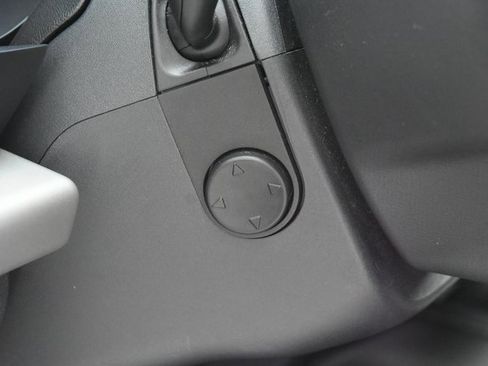 Used 2023 Ford Expedition Max XLT image 16