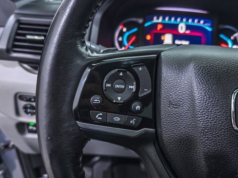 Used 2021 Honda Pilot Touring image 34