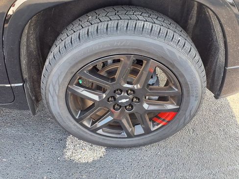 Used 2020 Chevrolet Traverse Premier w/ Redline Edition FWD image 20