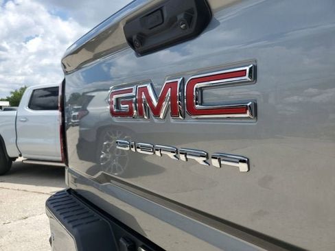New 2026 GMC Sierra 2500 SLT w/ SLT Premium Package AWD/4WD image 7