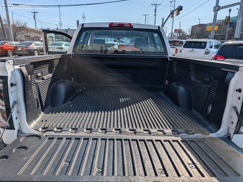 Used 2014 GMC Sierra 1500 2WD Crew Cab image 19
