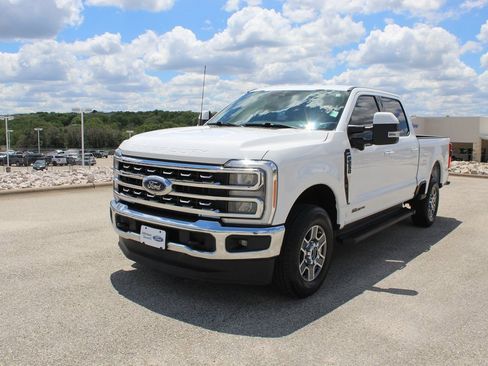 Certified 2023 Ford F250 Lariat image 4