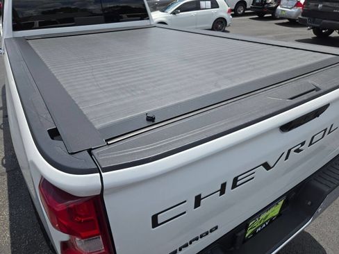 Used 2021 Chevrolet Silverado 2500 LTZ w/ LTZ Premium Package AWD/4WD image 11