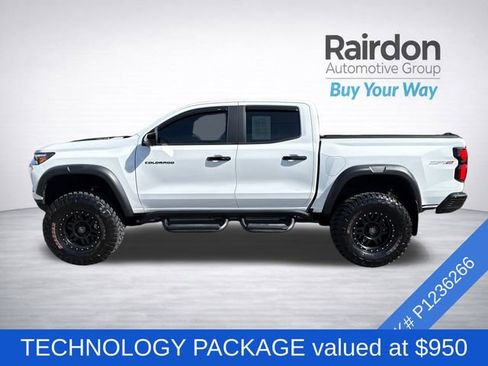 Used 2023 Chevrolet Colorado ZR2 w/ ZR2 Convenience Package III AWD/4WD image 4