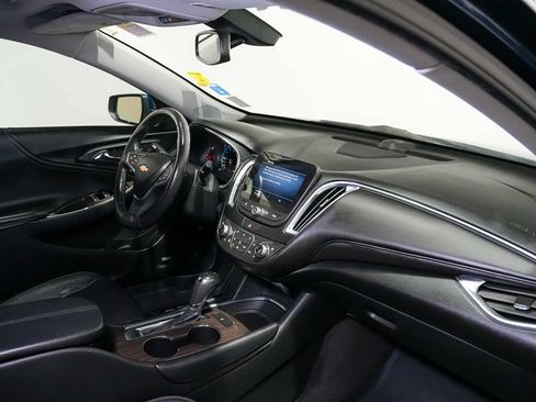 Used 2020 Chevrolet Malibu Premier FWD image 19
