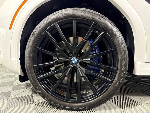 Certified 2026 BMW X6 xDrive40i w/ Climate Comfort Package AWD/4WD image 8