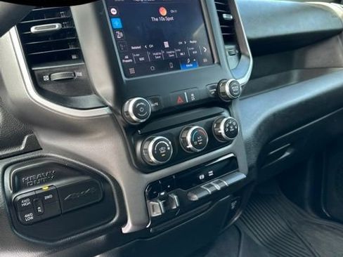 Used 2022 RAM 2500 Big Horn w/ Cold Weather Group AWD/4WD image 19