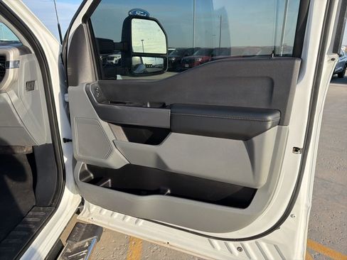 Used 2024 Ford F250 XLT w/ FX4 Off-Road Package AWD/4WD image 27